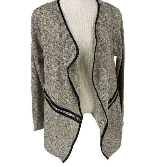 Papillon Open Cardigan Sweater | Medium | Textured Knit with Contrast Trim - Picture 1 of 11